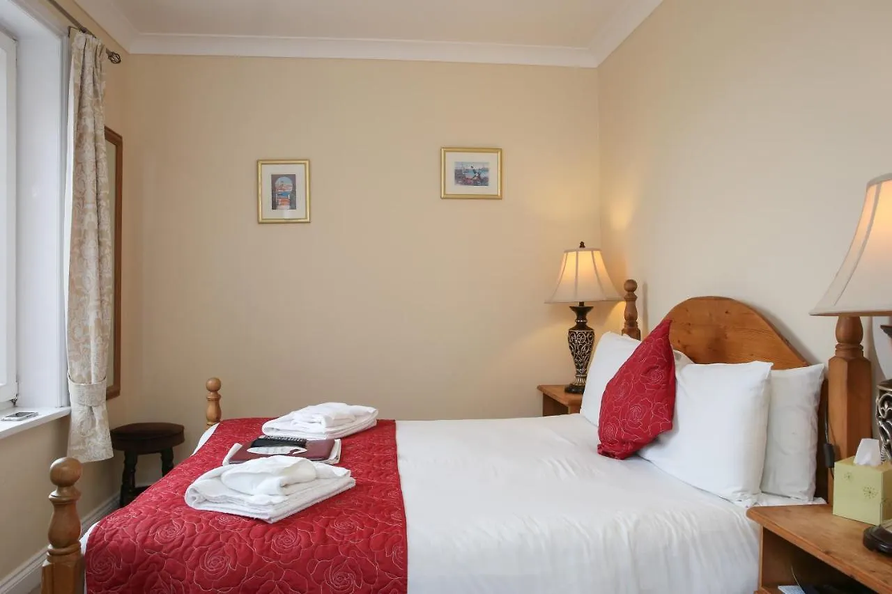 The Seacliffe - Whitby Hotel